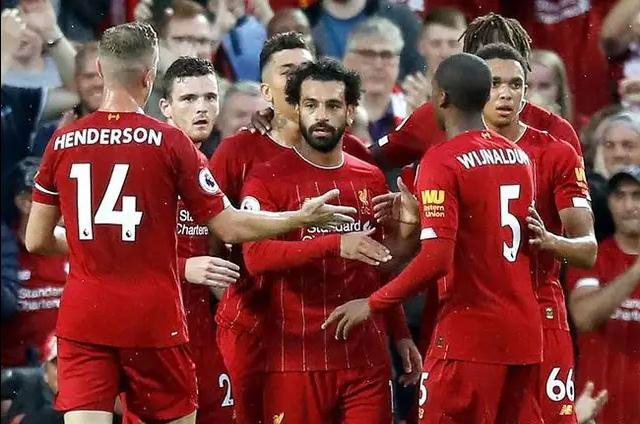 曼城主场火力全开,大比分横扫联赛劲旅  曼城主场火力全开,大比分横扫联赛劲旅